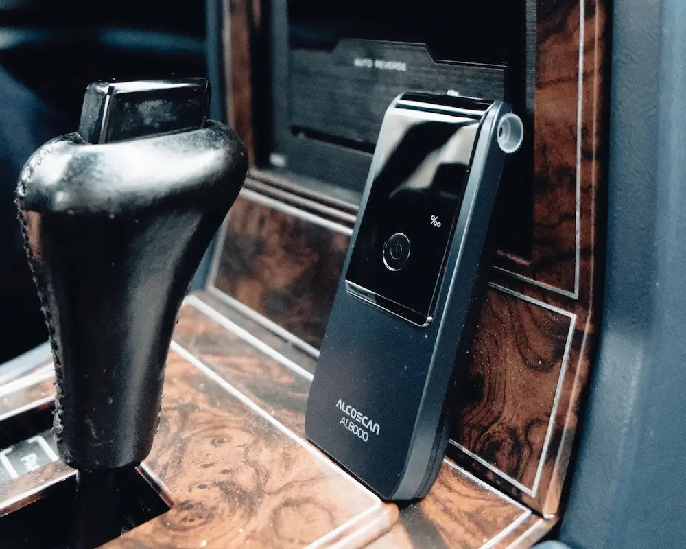 Hvordan virker alkometre: En komplet guide til alkoholtestningsteknologi